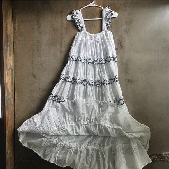 White 100% Cotton Embroidered Flutter Sleeveless Tiered Boho Maxi Dress - Picture 3 of 13